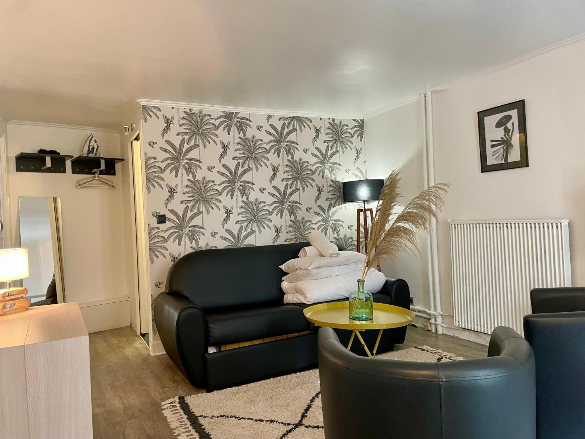 Ferienwohnung Elegant Triplex - Tour Eiffel Invalides Paris Exterior foto